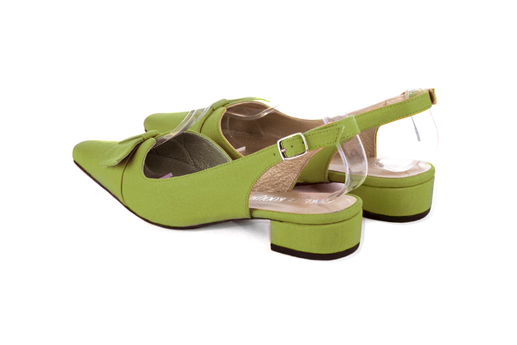 French elegance and refinement for these grass green dress slingback shoes, with a knot, 
                available in many subtle leather and colour combinations. The pretty French spirit of this beautiful pump will accompany your steps nicely and comfortably.
To be personalized or not, with your materials and colors.  
                Matching clutches for parties, ceremonies and weddings.   
                You can customize these shoes to perfectly match your tastes or needs, and have a unique model.  
                Choice of leathers, colours, knots and heels. 
                Wide range of materials and shades carefully chosen.  
                Rich collection of flat, low, mid and high heels.  
                Small and large shoe sizes - Florence KOOIJMAN